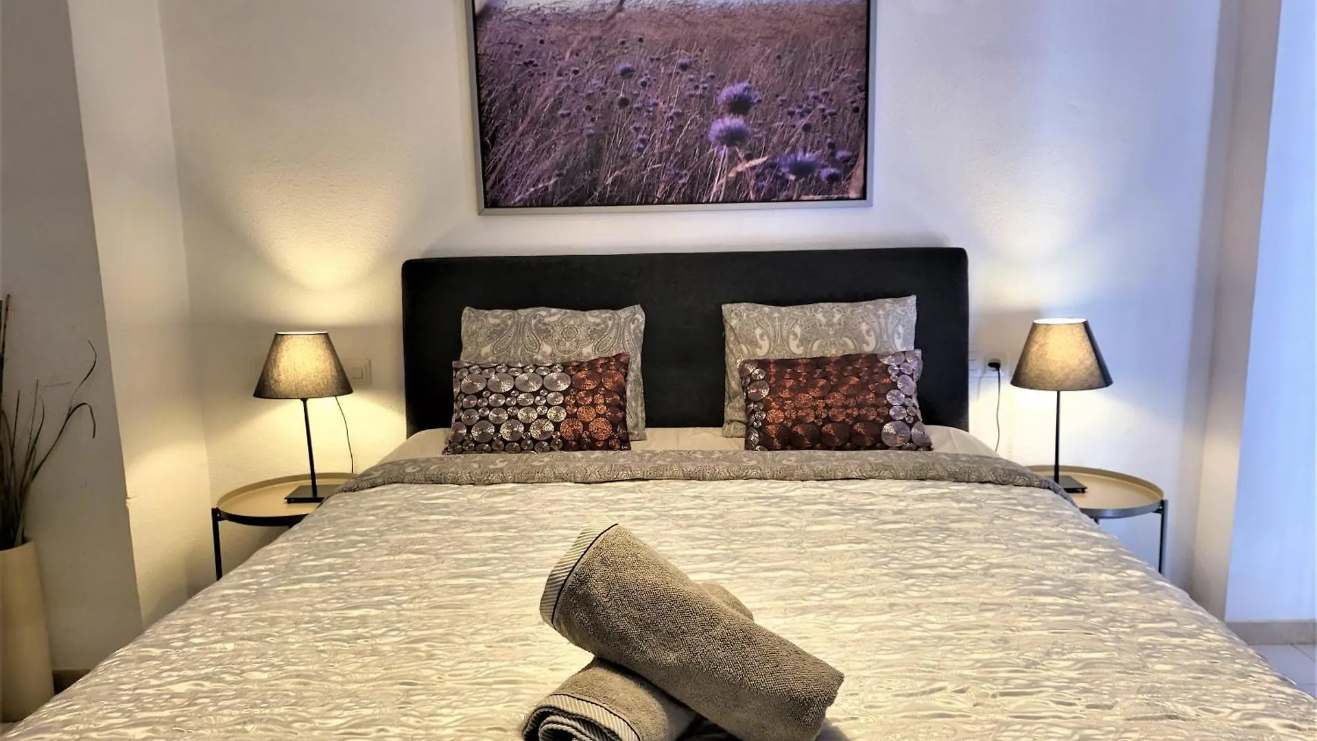 アパート 2 Bedrooms Sea View Apartament 100 Meters From Ocean ロスクリスティアーノス