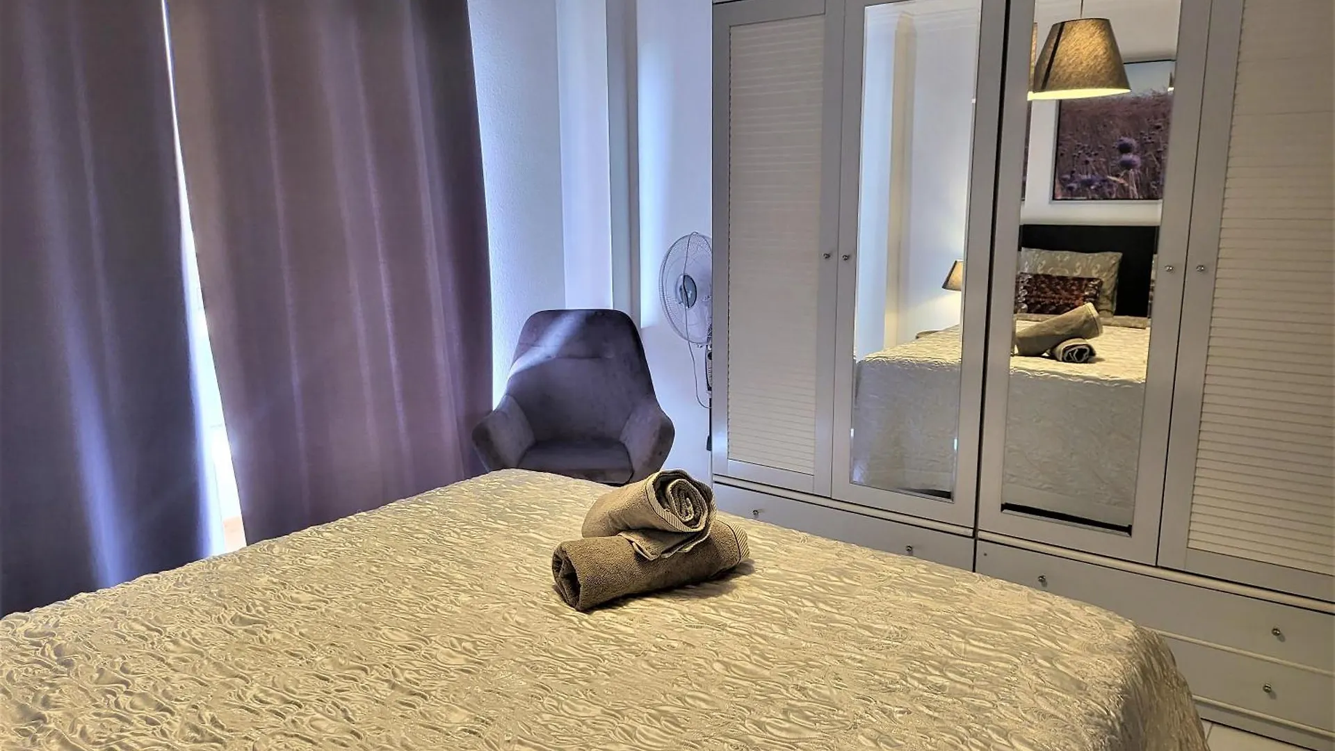 2 Bedrooms Sea View Apartament 100 Meters From Ocean ロスクリスティアーノス アパート
